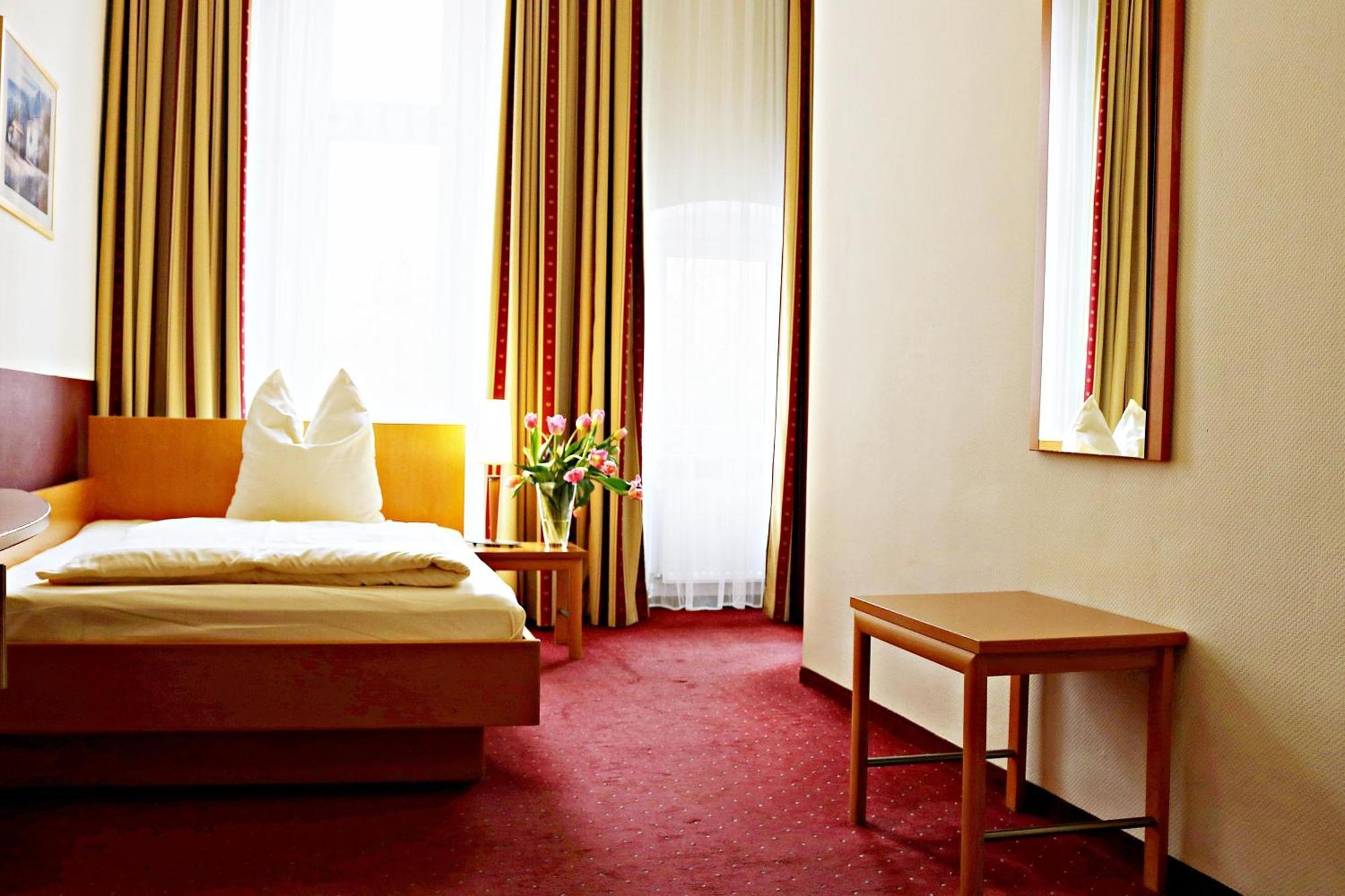 Air In Berlin Hotell Exteriör bild